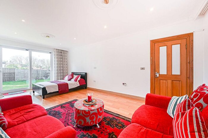 5 Bedroom End Terrace House For Sale In Moordown, Woolwich, London, SE18