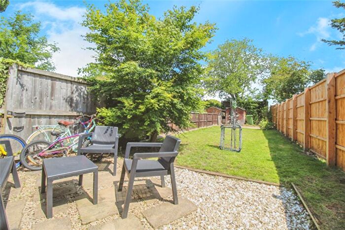 3 Bedroom Terraced House For Sale In Whiterow Park, Trowbridge, BA14