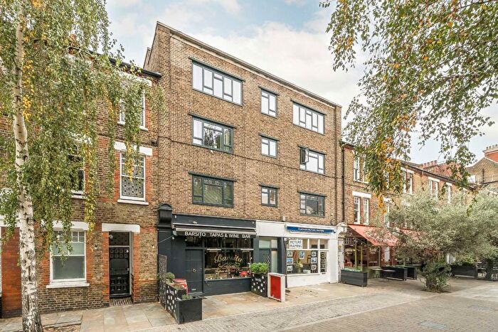 1 Bedroom Flat To Rent In Venn Street, Clapham, SW4
