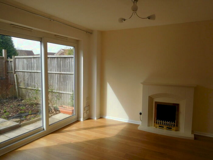 1 Bedroom End Of Terrace House To Rent In Long Beach Road, Longwell Green, BS30