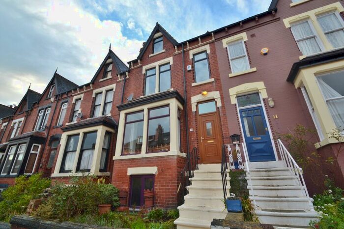4 Bedroom Terraced House To Rent In Hilton Place, Leeds, LS8