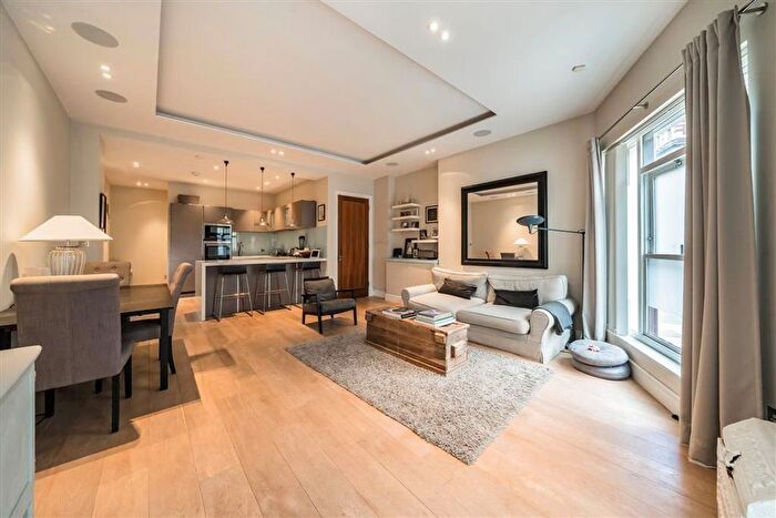 2 Bedroom Maisonette To Rent In Blythe Road, London, W14