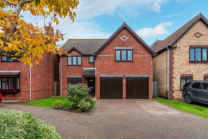 4 Bedroom Detached House For Sale In Brigantine Road, Warsash, SO31