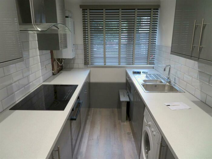 3 Bedroom Flat To Rent In Somers Road, Southsea, PO5