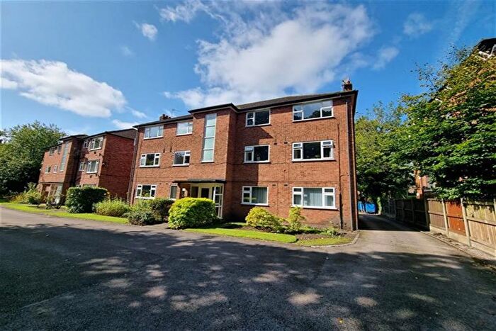 1 Bedroom Flat For Sale In Wardle Road, Sale, M33