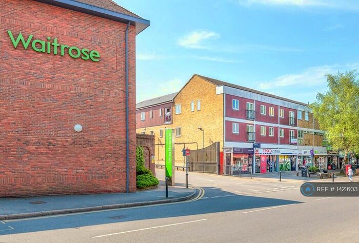 2 Bedroom Flat To Rent In Century House, Banstead, SM7