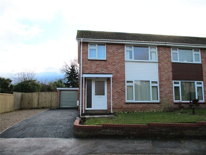 3 Bedroom Semi Detached House To Rent In Deane Drive, Taunton, Somerset, TA1