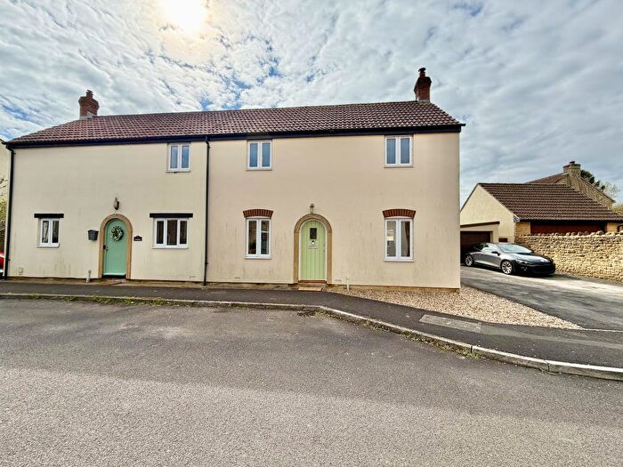 3 Bedroom Semi Detached House For Sale In Forts Orchard, Chilthorne Domer, BA22