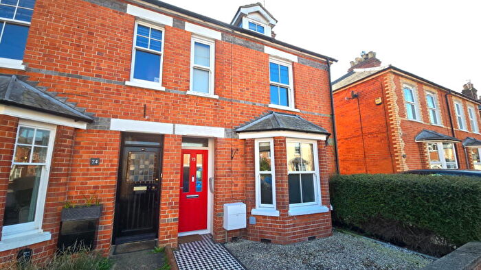 3 Bedroom End Of Terrace House For Sale In Gloucester Road, Newbury, RG14