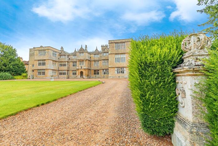 3 Bedroom Apartment For Sale In Gayhurst Court, Gayhurst, Newport Pagnell, MK16