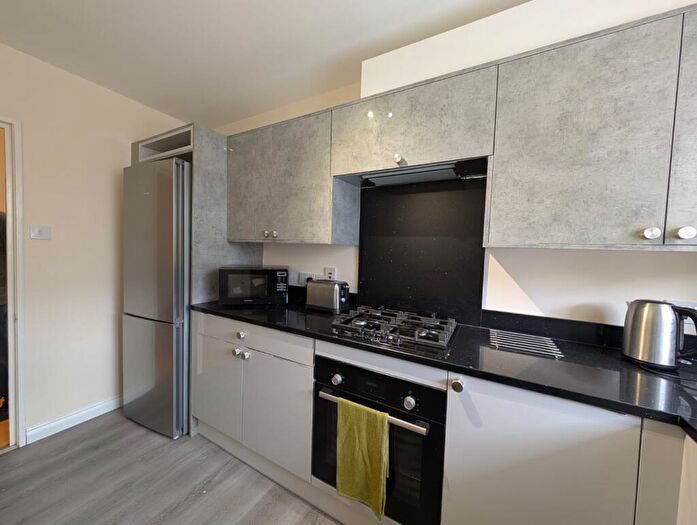 2 Bedroom Flat To Rent In Forbes Street, Rosemount, Aberdeen, AB25