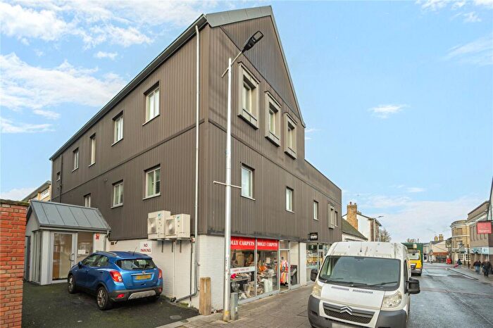 1 Bedroom Apartment For Sale In St. Andrews Street South, Bury St. Edmunds, Suffolk, IP33
