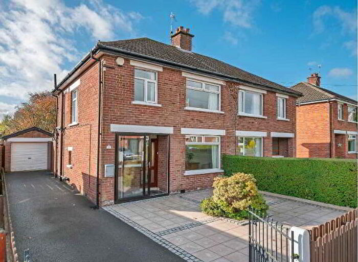 3 Bedroom Semi-Detached House For Sale In Kingsdale Park, Belfast, BT5