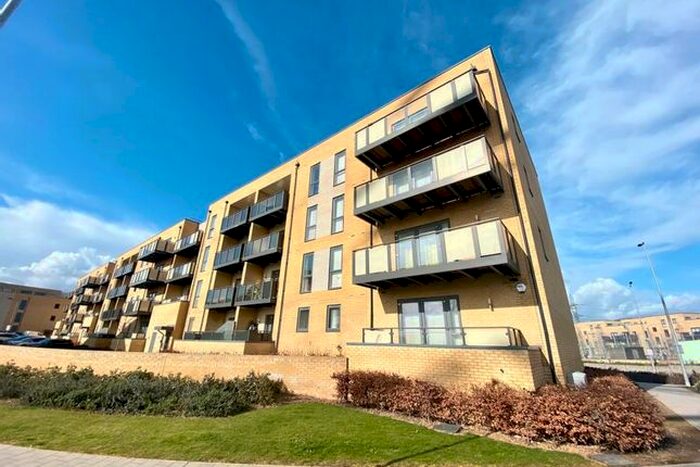 3 Bedroom Flat To Rent In Argent House, Handley Page Road, Barking, IG11