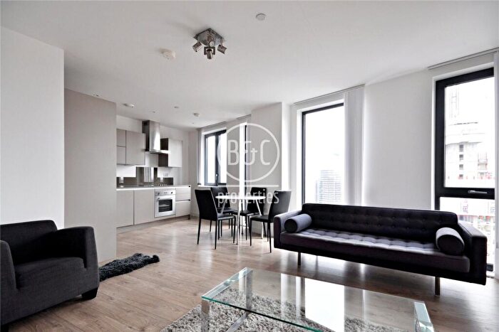 1 Bedroom Apartment To Rent In Williamsburg Plaza, London, E14