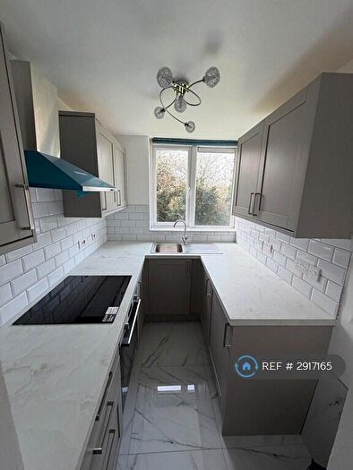 1 Bedroom Flat To Rent In Moorfield, Harlow, CM18