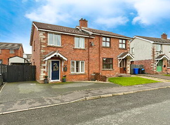 3 Bedroom Semi-Detached House For Sale In The Oaks, Randalstown, BT41