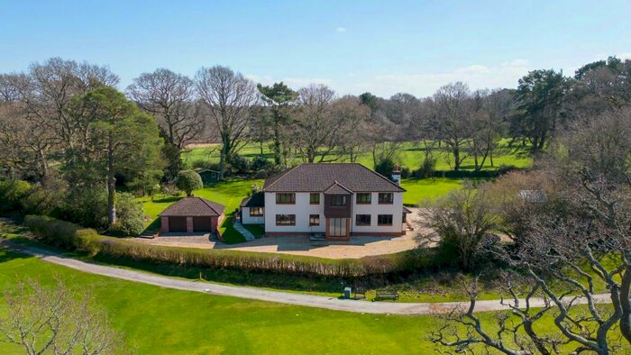 4 Bedroom Detached House For Sale In Sway Road, Brockenhurst, SO42