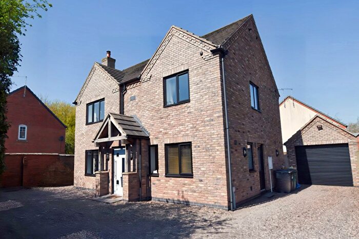 4 Bedroom Detached House For Sale In Shrewsbury Road, Market Drayton, TF9