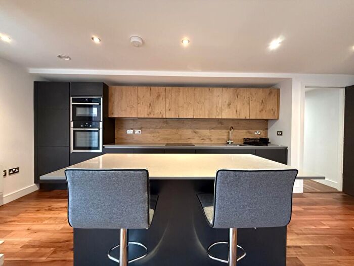 2 Bedroom Apartment To Rent In Cotton Street, Ancoats, Manchester, M4