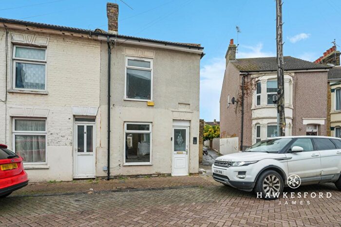 2 Bedroom Terraced House For Sale In Clyde Street, Sheerness, ME12