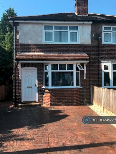 2 Bedroom Semi-Detached House To Rent In Marina Road, Bredbury, Stockport, SK6
