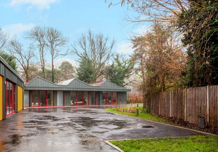 2 Bedroom Flat To Rent In Prey Heath Road, Woking, GU22