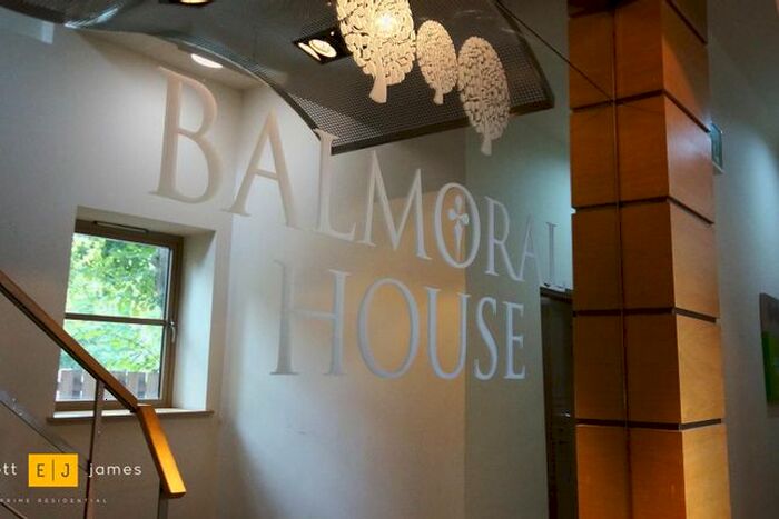 1 Bedroom Flat To Rent In Charteris Road, Woodford Green IG8