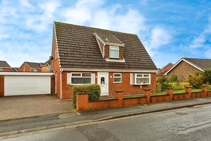 4 Bedroom Bungalow For Sale In Mill Lane, Farington Moss, Leyland, Lancashire, PR26