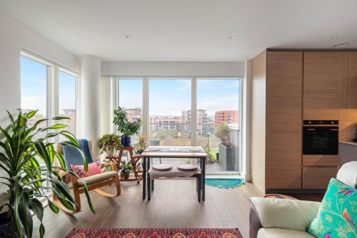 2 Bedroom Apartment For Sale In Larkin House, Kidbrooke Park Road London, SE3