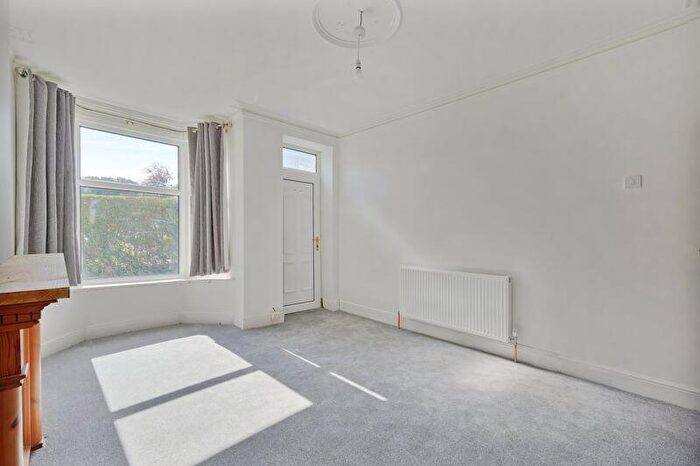 3 Bedroom Terraced House To Rent In Lydgate Lane, Sheffield, S10