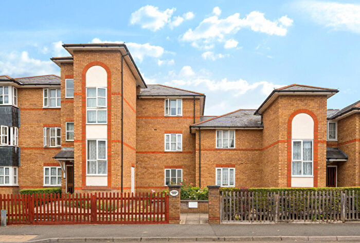1 Bedroom Apartment For Sale In Oakhill Road, Sutton, SM1