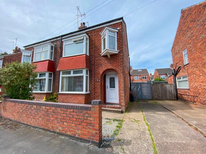 3 Bedroom Semi-Detached House To Rent In Cornwall Street, Cottingham, Hull, HU16