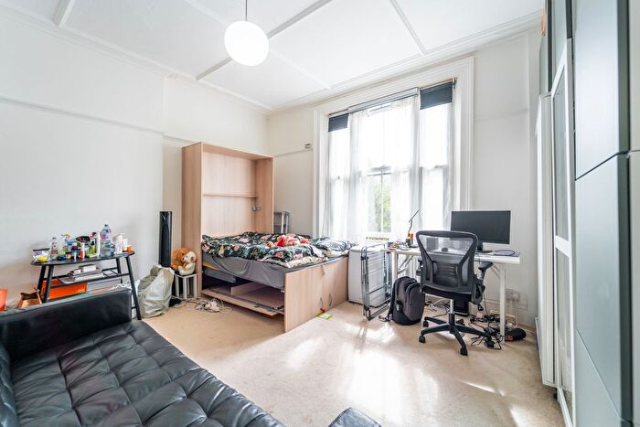 Studio To Rent In Alexandra Road, St Johns Wood, London, NW8