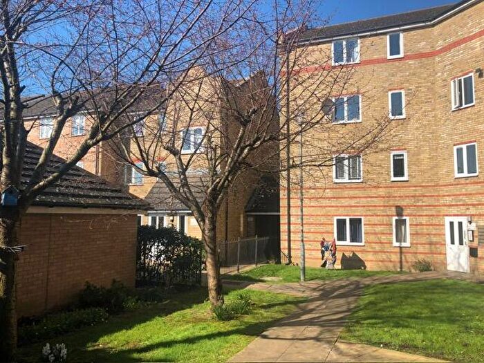 2 Bedroom Apartment To Rent In Crompton Street, Chelmsford, CM1