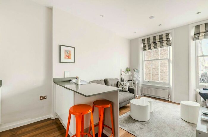 1 Bedroom Flat To Rent In Nevern Road, Earls Court, London, SW5