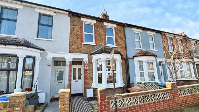 3 Bedroom Terraced House To Rent In Alexandra Road Erith, DA8