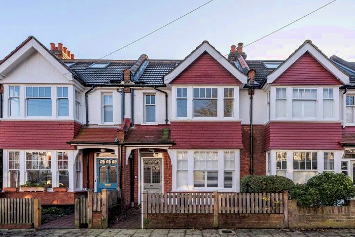 4 Bedroom Property To Rent In Riverview Road, London, W4