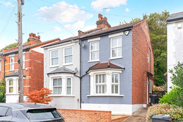 3 Bedroom Terraced House For Sale In Churchill Road, South Croydon, CR2