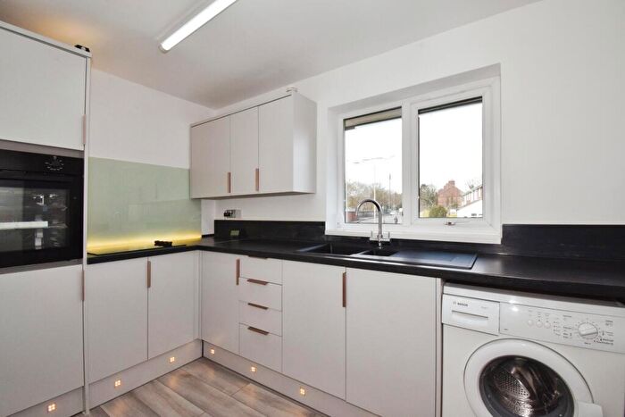 1 Bedroom Flat For Sale In Jasmine Court, Wigston, Leicestershire, LE18