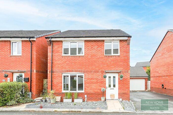 4 Bedroom Detached House For Sale In Lace Crescent, Tiverton, EX16