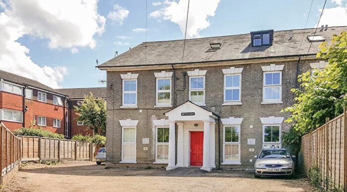 1 Bedroom Flat To Rent In Charnwood Road, Salisbury, SP2