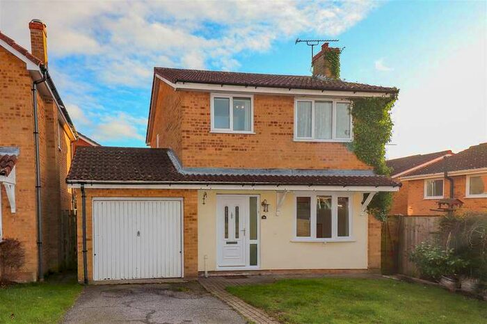 3 Bedroom Detached House To Rent In 34 Yeoman Way, Hadleigh, Ipswich, Suffolk, IP7