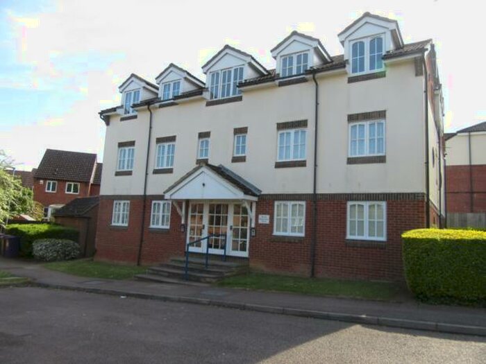 1 Bedroom Flat To Rent In Rosemont Close, Letchworth, SG6