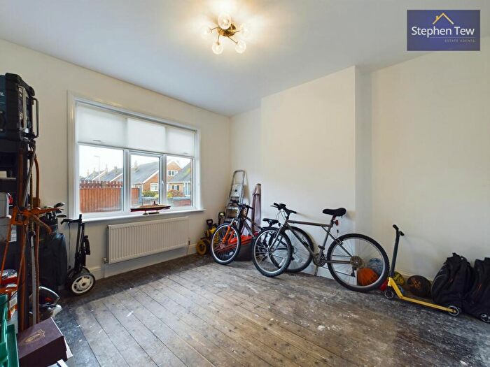 3 Bedroom End Of Terrace House For Sale In Garton Avenue, Blackpool, FY4