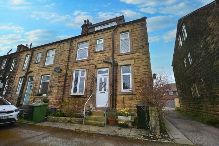 3 Bedroom Terraced House To Rent In Horsfall Street, Morley, Leeds, West Yorkshire, LS27