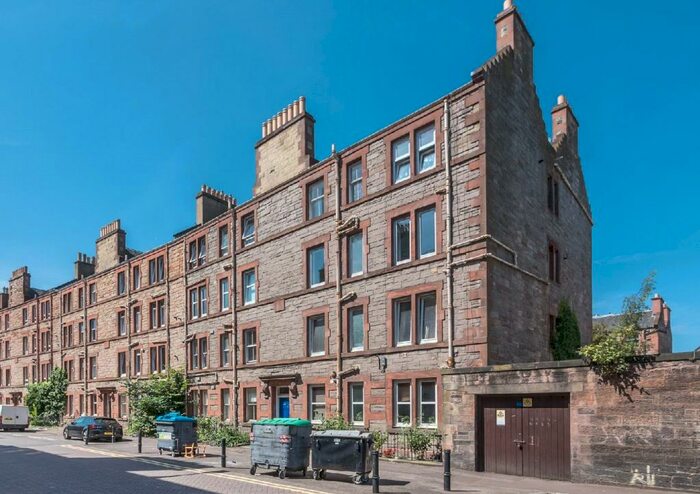 1 Bedroom Apartment To Rent In Watson Crescent, Edinburgh, EH11