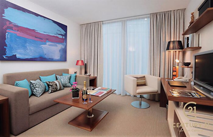 Studio For Sale In Park Plaza County Hall, Addington Street, London, SE1