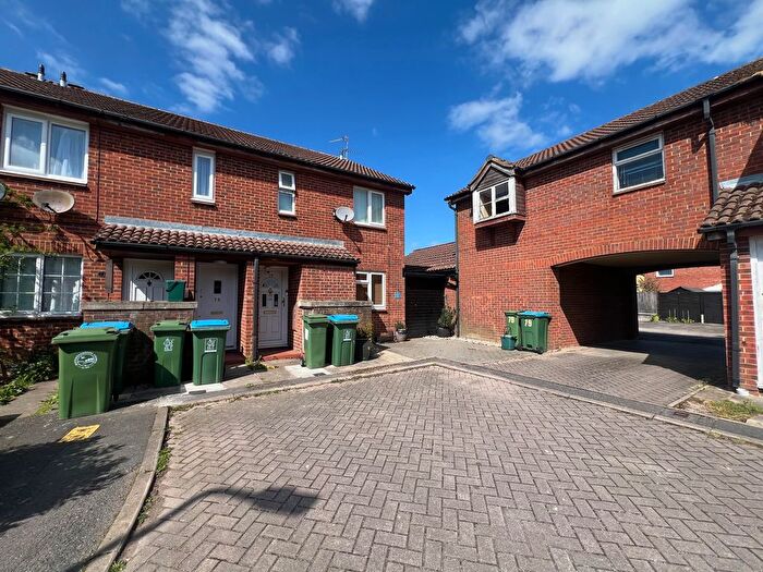 1 Bedroom Maisonette To Rent In Coppice Way, Aylesbury, HP20
