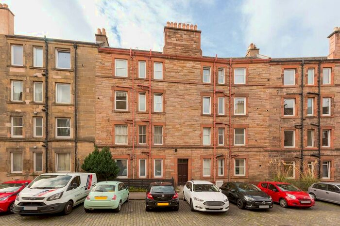 1 Bedroom Flat To Rent In Smithfield Street, Gorgie, Edinburgh, EH11